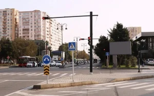 Hərəkət intensivliyi və piyada təhükəsizliyi, AYNA