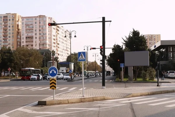 Hərəkət intensivliyi və piyada təhükəsizliyi, AYNA