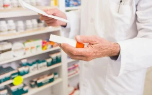 6 aptekdə yoxlama, Aptek