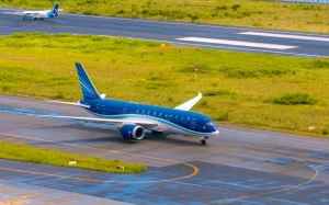 AZAL, Təyyarə, Heydər Əliyev Beynəlxalq Aeroportu