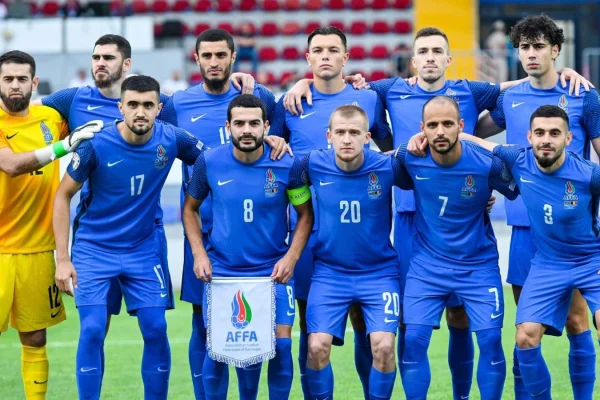 Milli komandamızın xarici məşqçiləri, Azərbaycan Milli Futbol Komandası, Futbol