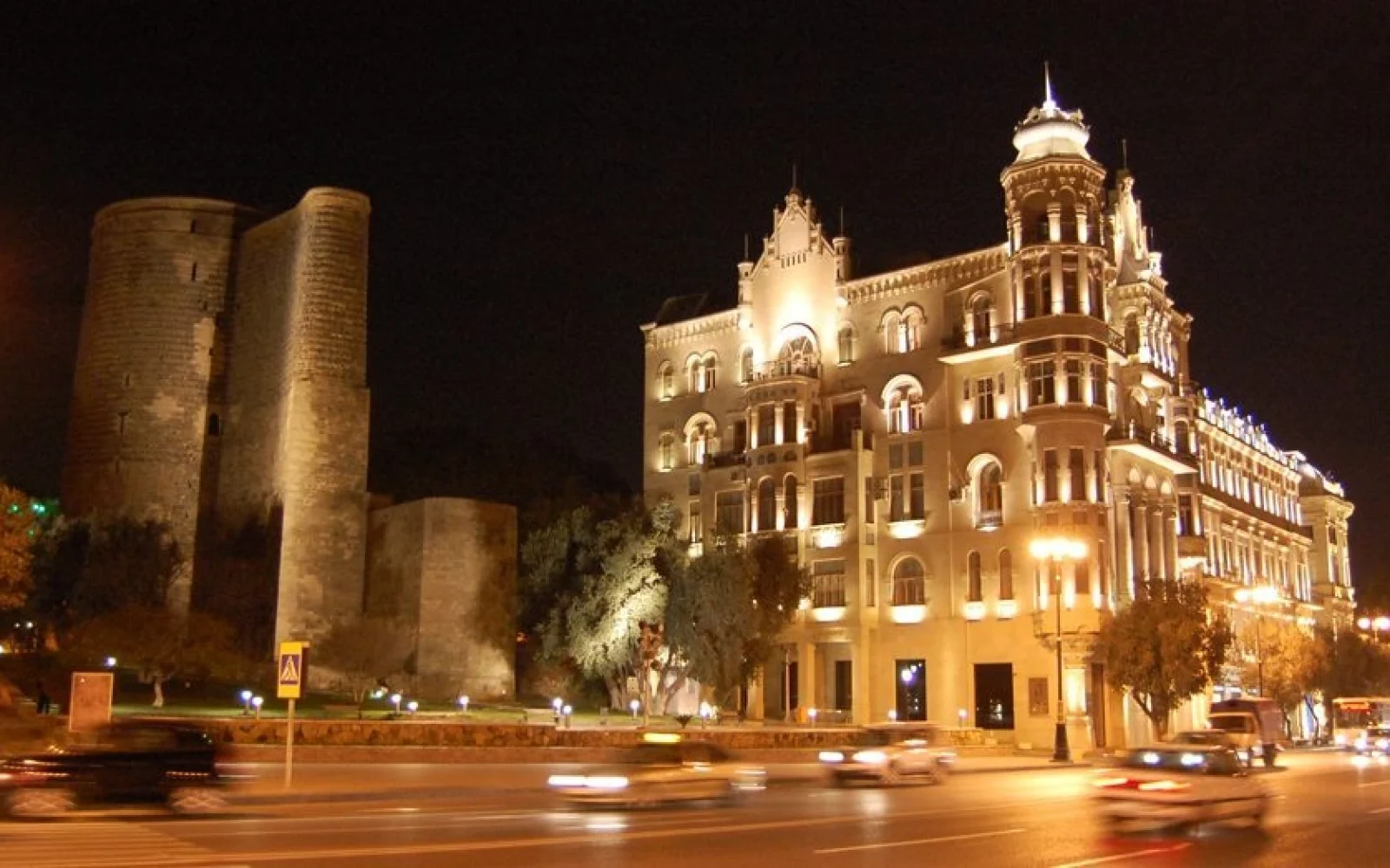 Bakı gecələri, Bakı, Gecə