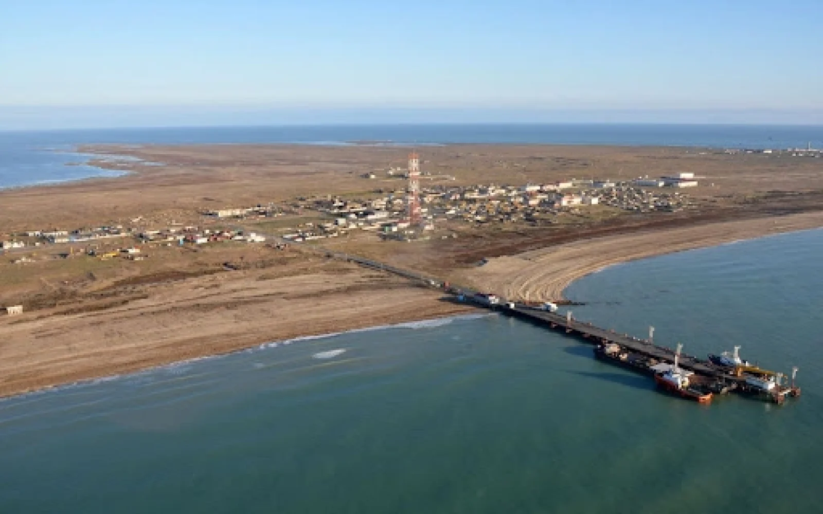Чилов, Остров Чилов, Море, Нефть, Моряк