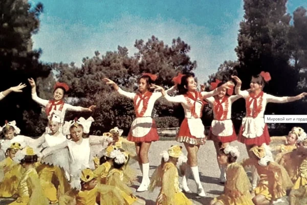 “Cücələrim”, Suğra Bağırzadə