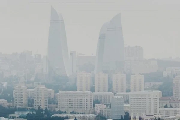 наблюдается пыльная погода