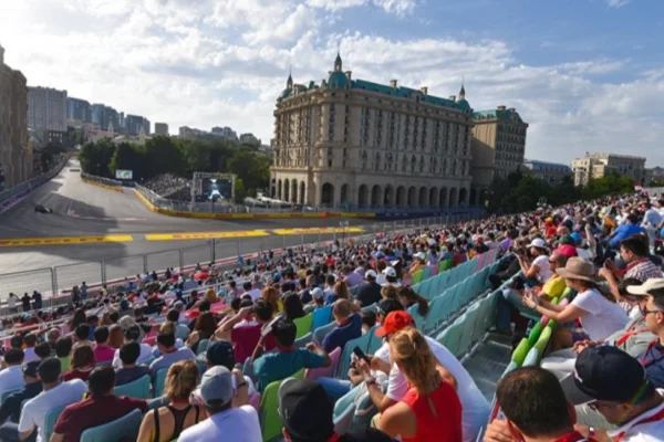 "Formula 1" üçün gələn turistlər, "Formula 1", Turist