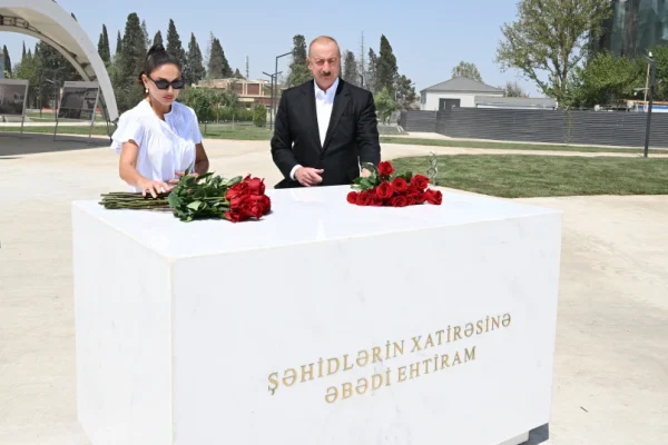 Gәncә Memorial Kompleksində, İlham Əliyev, Mehriban Əliyeva, Gәncә Memorial Kompleksi