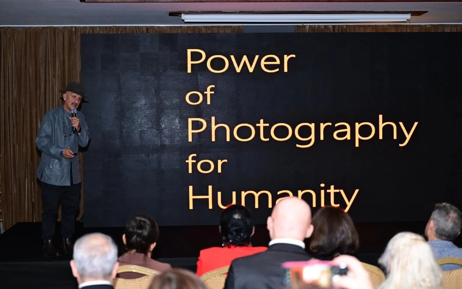 “Həqiqətin gözü”, Reza Deqati