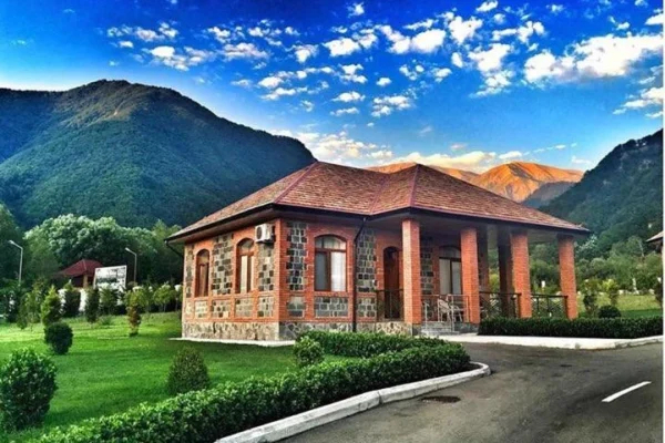 Şəkidəki hotellər, Hotel, Şəki rayonu