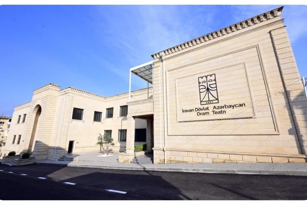 İrəvan Dövlət Azərbaycan Dram Teatrı