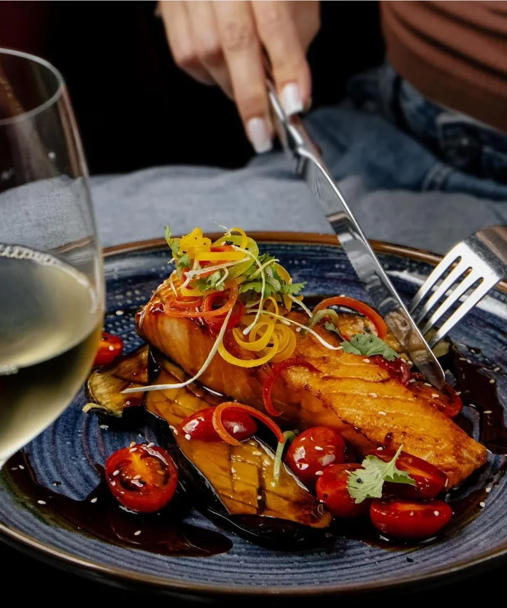 Pasifico lounge & dining