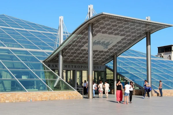 "İçərişəhər" metrostansiyası