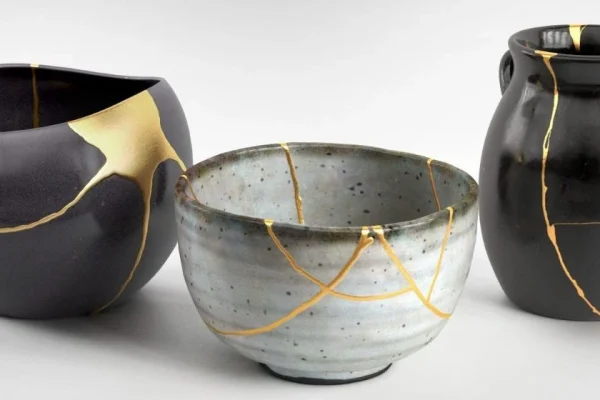 “Kintsugi”, Kintsugi, Yaponiya