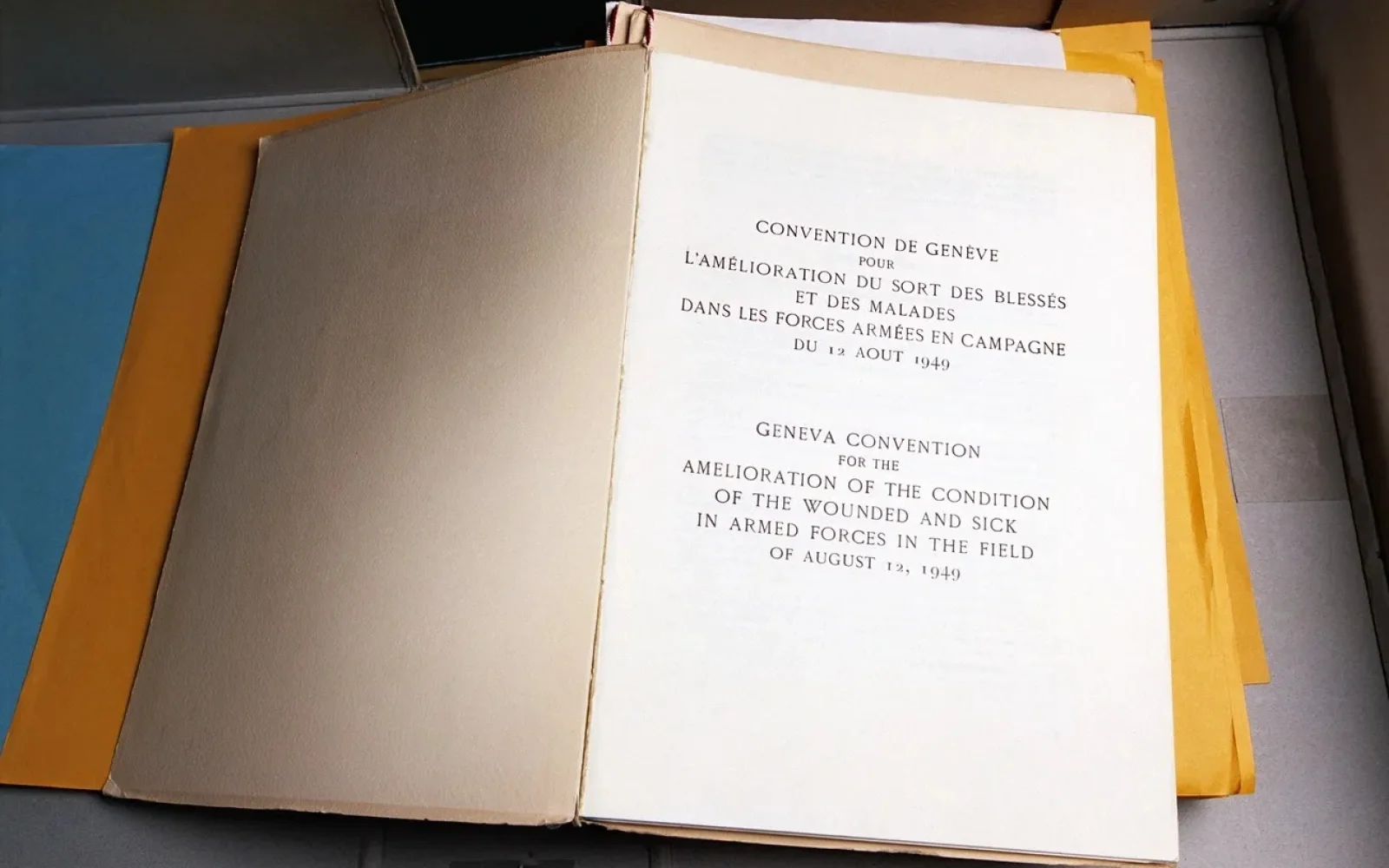 Özünü ölülüyə vurmaq, Cenevrə Konvensiyası