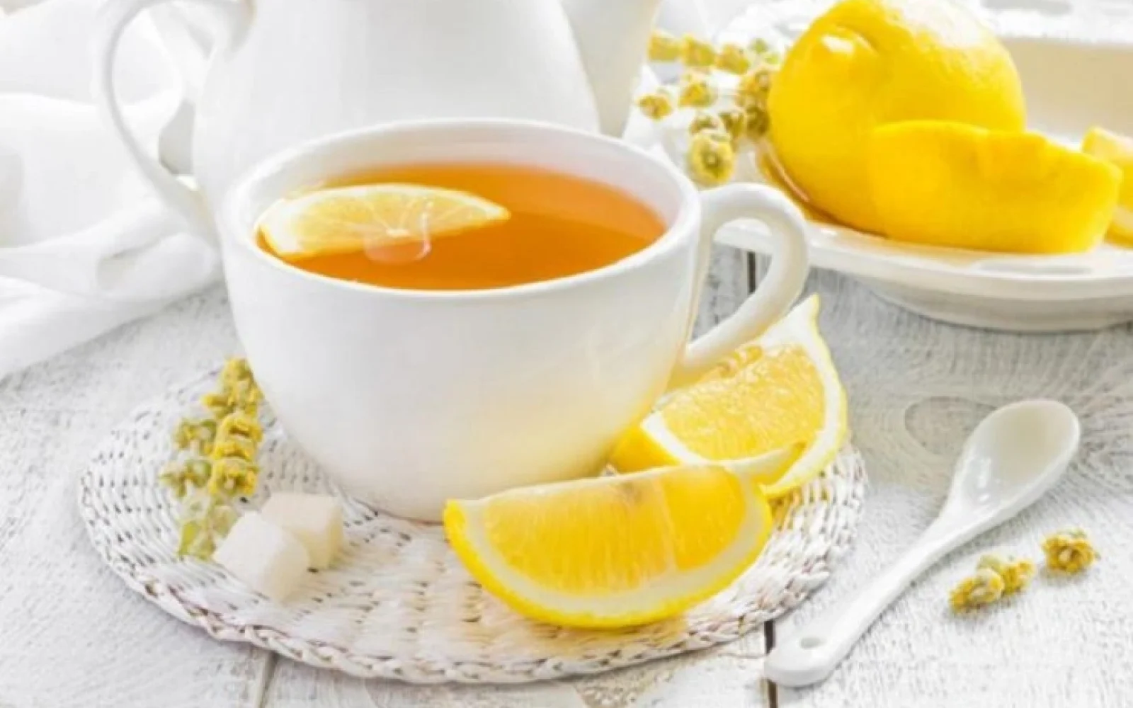 Limonlu çay, Limon, Çay