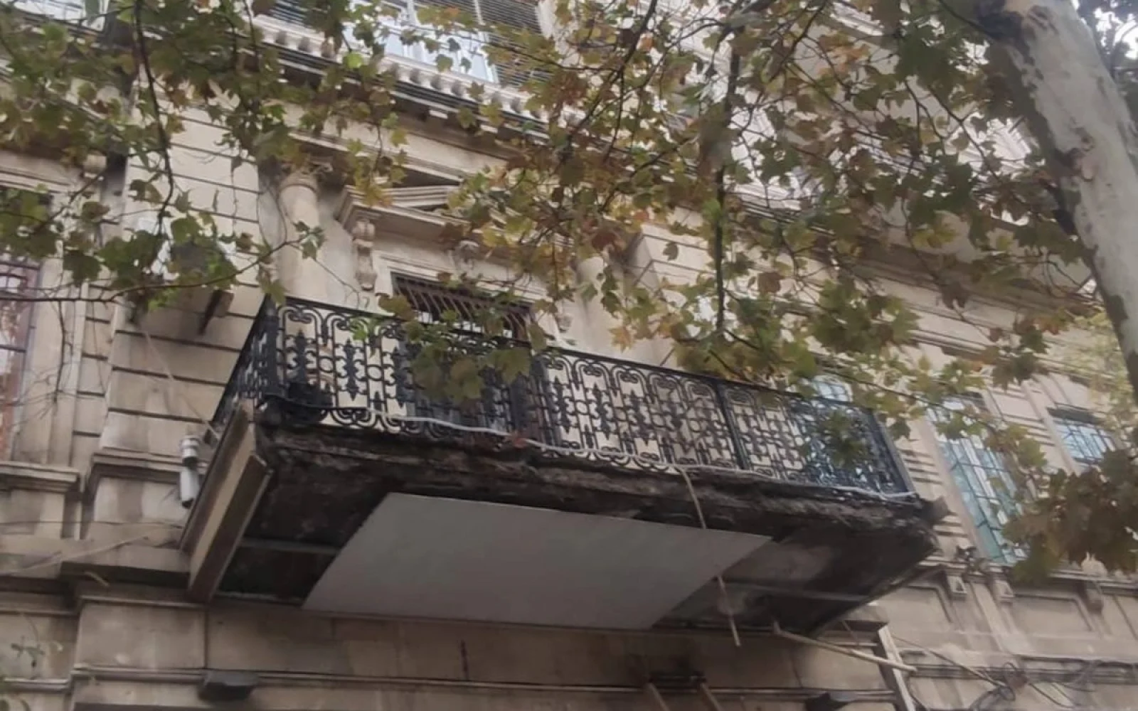 Bakıda memarlıq abidəsi, Səbail rayonu, Rəşid Behbudov küçəsi