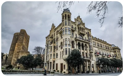 İsa bəy Hacınskinin sirli və ecazkar  malikanəsi, İsa bəy Hacınski