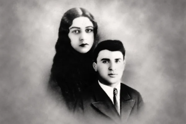 Mikayıl Müşfiq, Dilbər Axundzadə
