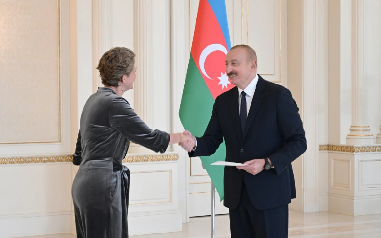 Niderlandın Azərbaycanda yeni təyin olunmuş səfiri, Marian de Yonq, Niderland