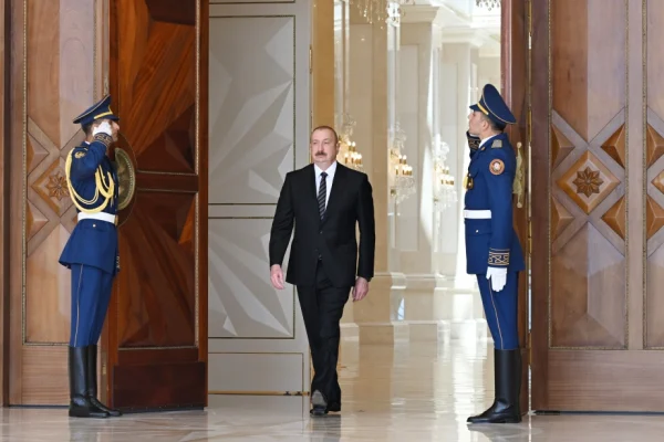 Şavkat Mirziyoyevin rəsmi qarşılanma mərasimi, Özbəkistan, Şavkat Mirziyoyev