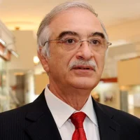 İlham Əliyev Polad Bülbüloğlunu təltif edib