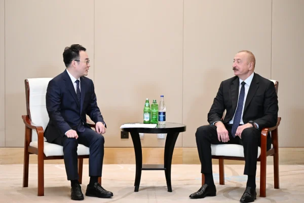 Prezident İlham Əliyev Tiencin şəhərində, İlham Əliyev, Xı Yınfen, “Powerchina group”