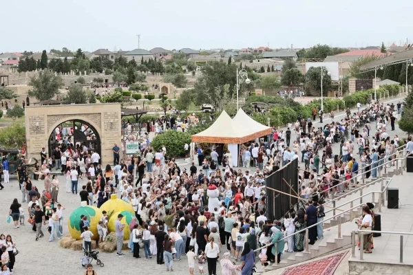 "Əncir festivalı"