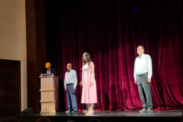 “Qaravəlli” tamaşası, Sumqayıt Dövlət Dram Teatrı