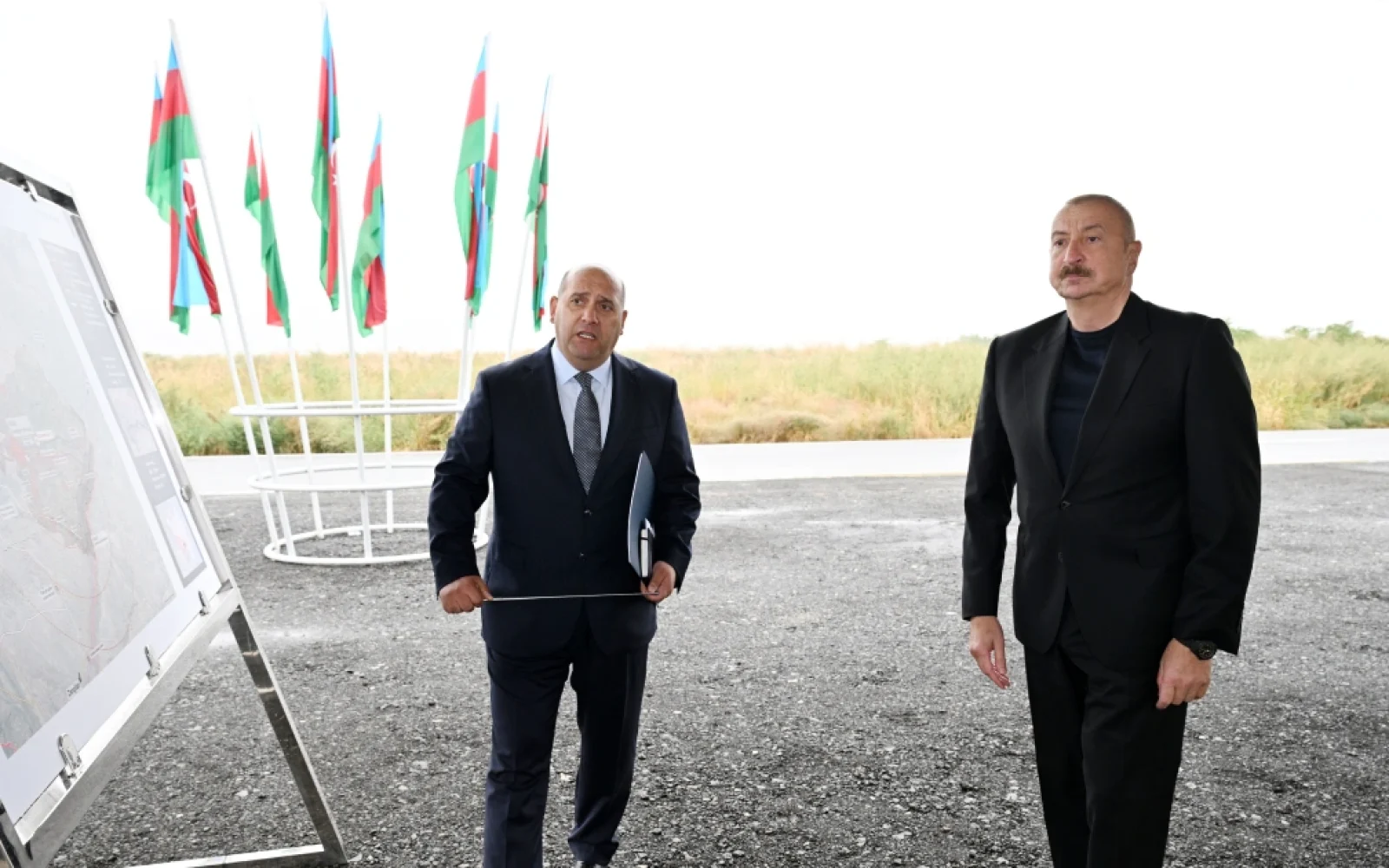 Qaraxanbəyli kəndinin təməli, Füzuli rayonu, Qaraxanbəyli kəndi