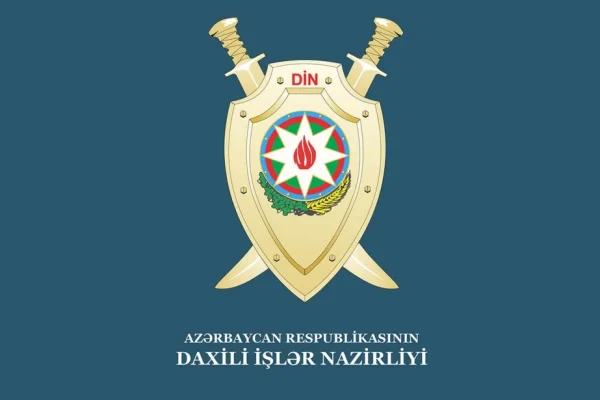 SSRİ bayrağı qaldıranlar saxlanılıb, SSRİ bayrağı, SSRİ