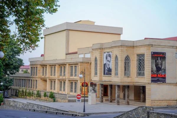 Şəki Dövlət Dram Teatrı