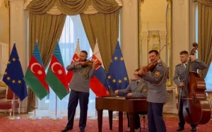 "Qurban olum Azərbaycan", Slovakiya