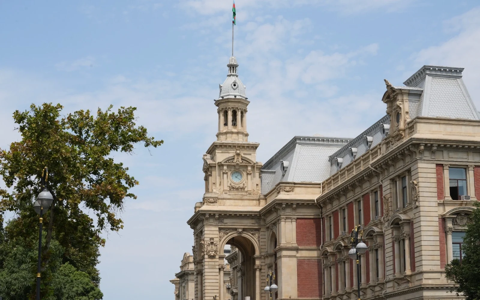 “Sovetski”, Bakı Şəhər İcra Hakimiyyəti, BŞİH