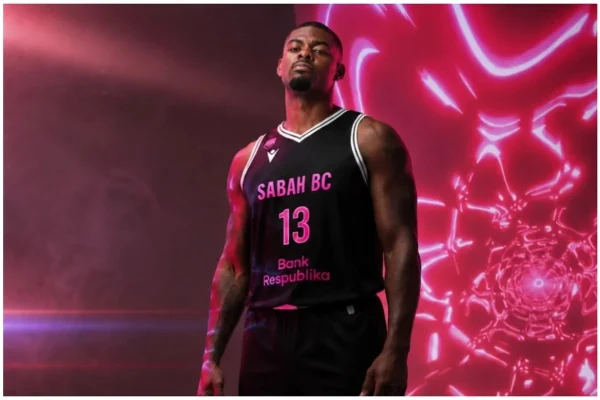 Tajuan Eydjin, Basketbol