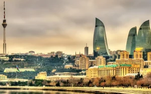 turistlərin ən çox ziyarət etdiyi məkanlar, Turist, Bakı