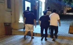 qeyri-etik videolar, Şəhidlər Xiyabanı, Turist