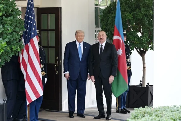 Trampla görüşündən fotolar, İlham Əliyev, Donald Tramp