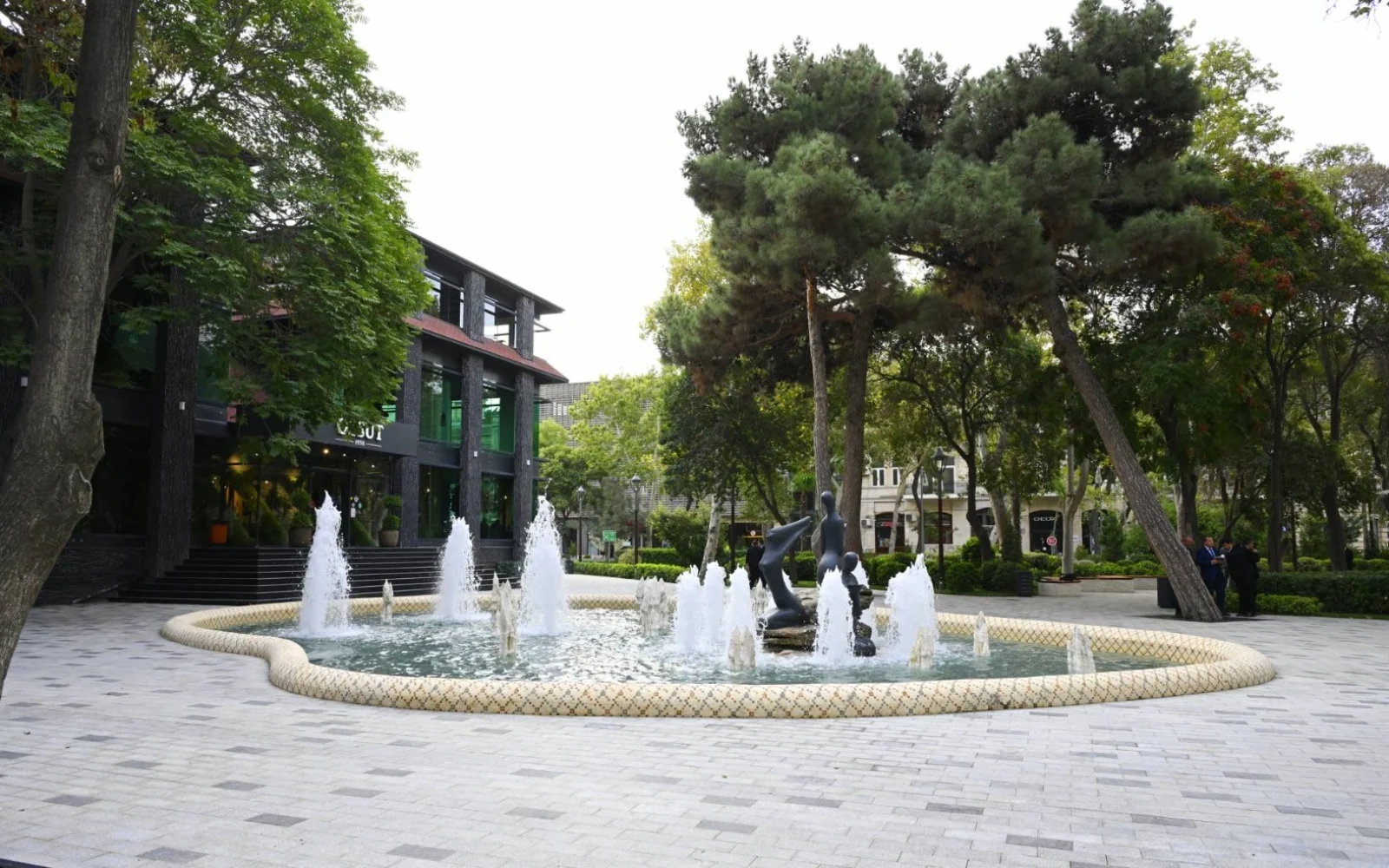 “Xaqani” bağı