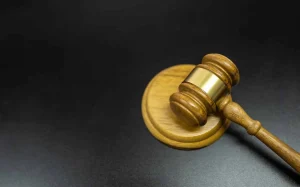 “Bakı Hərrac Mərkəzi”, Bakı Hərrac Mərkəzi, Texniki Bank, Atabank, Dəmir Bank