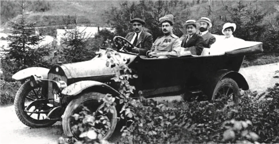 Avtomobil